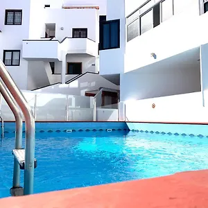  Apartamento Two Bedroom In Los Cristianos Colina Ii España