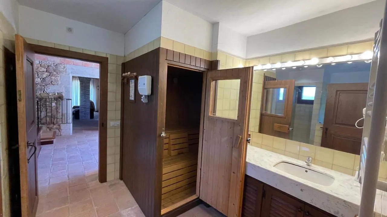 Вилла Amazing Typical House With Swimming Pool Сан-Фелиу-де-Гишольс 0*,